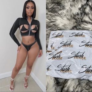 Women’s swim suit Still in original shipping package. Will open and upload pics.